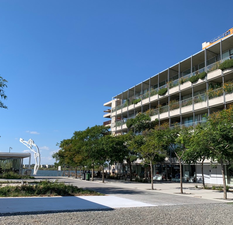 vista de edificio de oficinas
